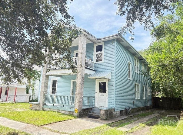 1111 E 35 Street, Savannah, GA 31404