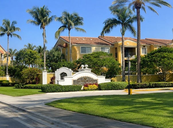 2440 E Preserve Way, Miramar, FL 33025