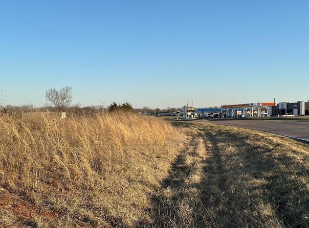 000 Hwy E, Norwood, MO 65717
