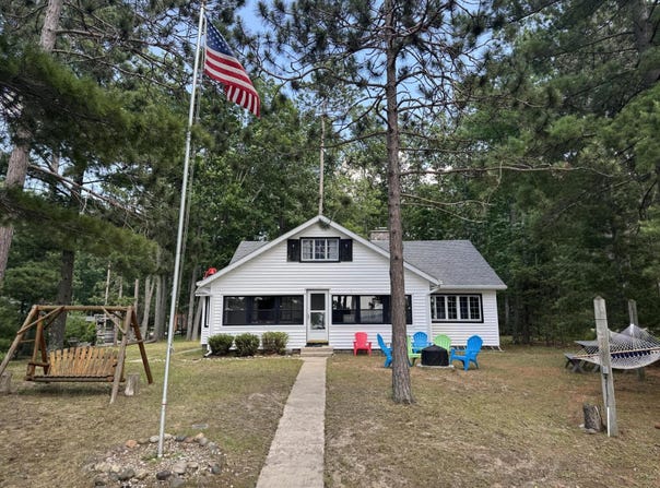 215 Pine Bluffs Road, Roscommon, MI 48653