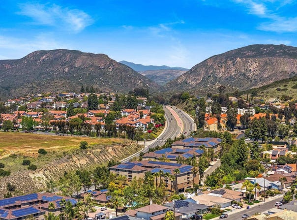7671 Mission Gorge Rd 105, San Diego, CA 92120