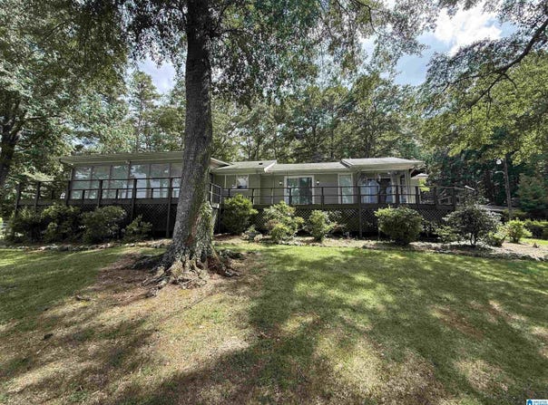 706 BERKLEY DRIVE, PELL CITY, AL 35128