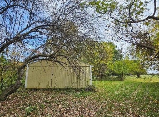 Lemon Road, Bancroft, MI 48414