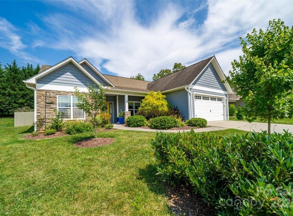 89 Weaver Village Way, Weaverville, NC 28787