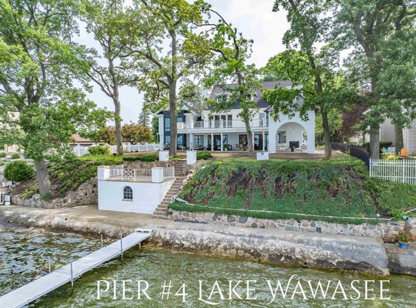 12265 N Ogden Point Road, Syracuse, IN 46567