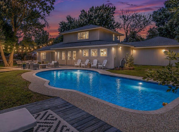 902 Dove Cv, Taylor, TX 76574