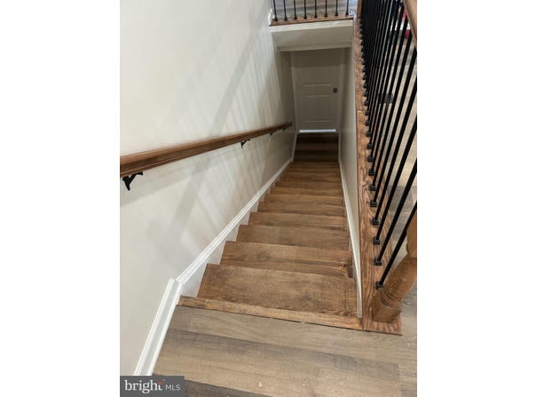 327 RED BIRD LANE, HARPERS FERRY, WV 25425