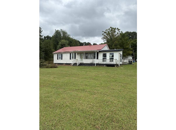 9704 Burkesville Rd., Glasgow, KY 42141