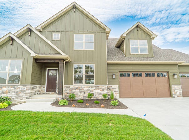 4805 Princess Drive, Valparaiso, IN 46383