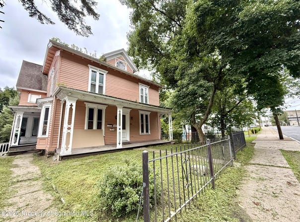 2016 N Main Avenue, Scranton, PA 18508