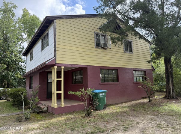 3020 5th Street, Marianna, FL 32446