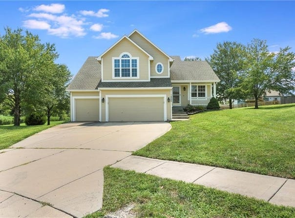 1805 HOLT Circle, Liberty, MO 64068
