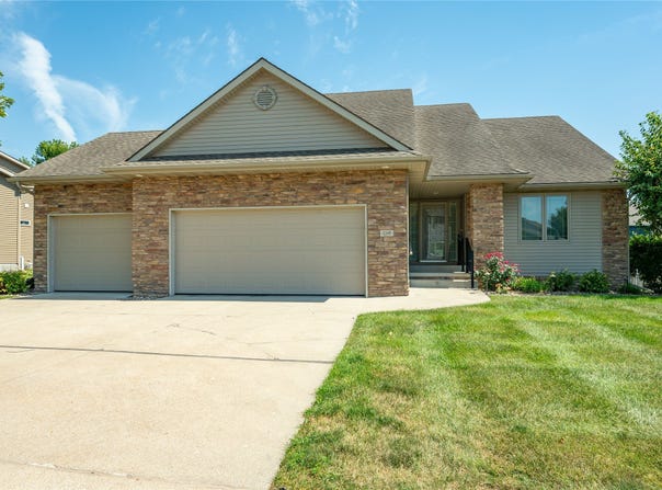 1219 NW Boulder Drive, Ankeny, IA 50023