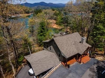1227 Village Road, MURPHY, NC 28906