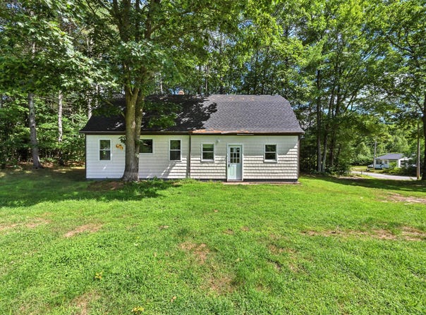 106 Mancine Road, Turner, ME 04282