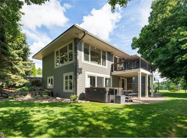 4832 Longford Road, Mound, MN 55364