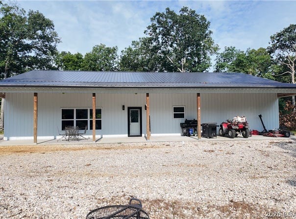 62196 Highway C, California, MO 65018