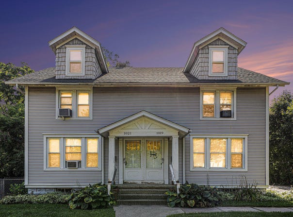 1019/1021 Michigan Ave, Howell, MI 48843