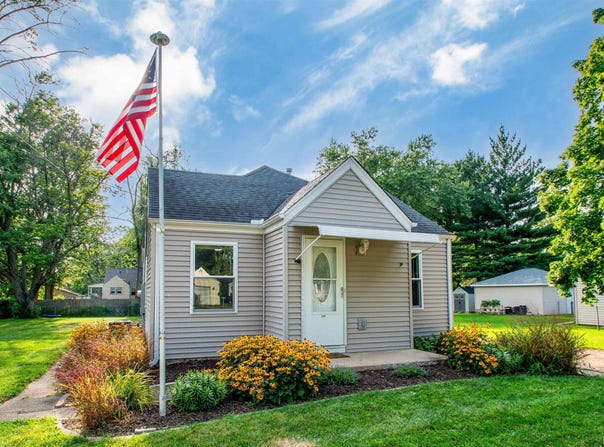 209 ESSER Street, Washington, IL 61571