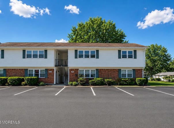 72 Haven Drive, Matawan, NJ 07747