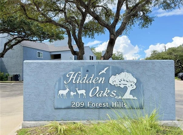 209 Forest Hills unit: 210, Rockport, TX 78382