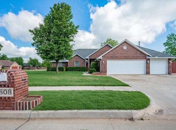 808 Ashland Drive, El Reno, OK 73036