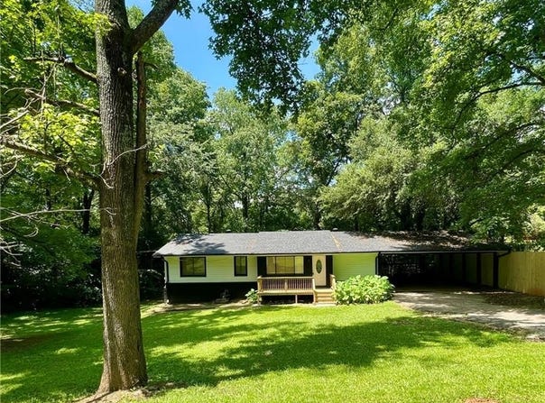 5847 Pinetree Lane, Rex, GA 30273