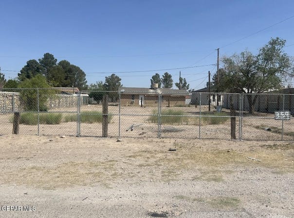 359 HODAKA Way, El Paso, TX 79927