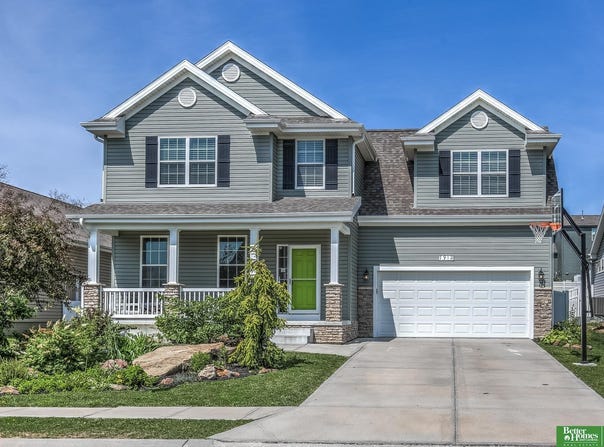 7912 S 184th Terrace, Omaha, NE 68136