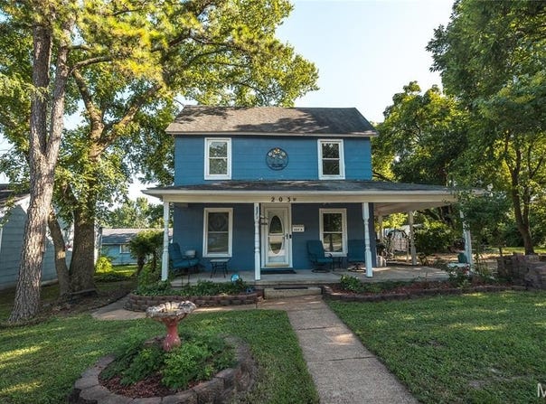 203 W 2nd Street, Rolla, MO 65401