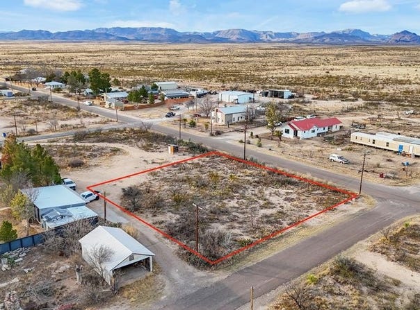 408 NE 8th St, Marathon, TX 79842
