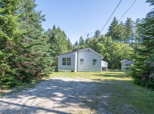 373 Harbor Drive, Tremont, ME 04653