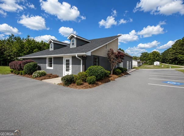 272 Highway 41 N, Barnesville, GA 30204