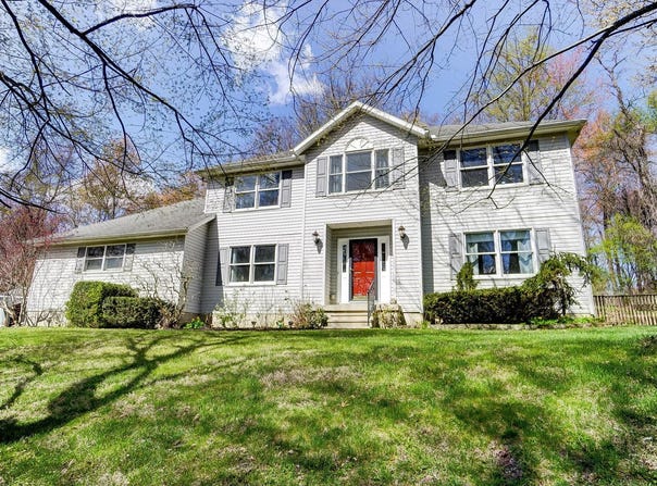 5432 Brownsville Road SE, Newark, OH 43055