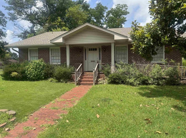 1616 S Cherry Street, Pine Bluff, AR 71601