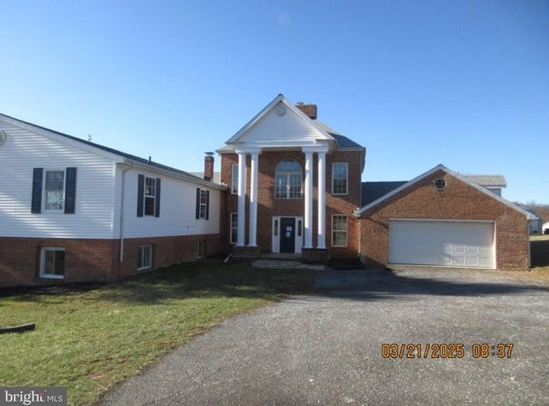 6611 STELTZ ROAD, GLEN ROCK, PA 17327