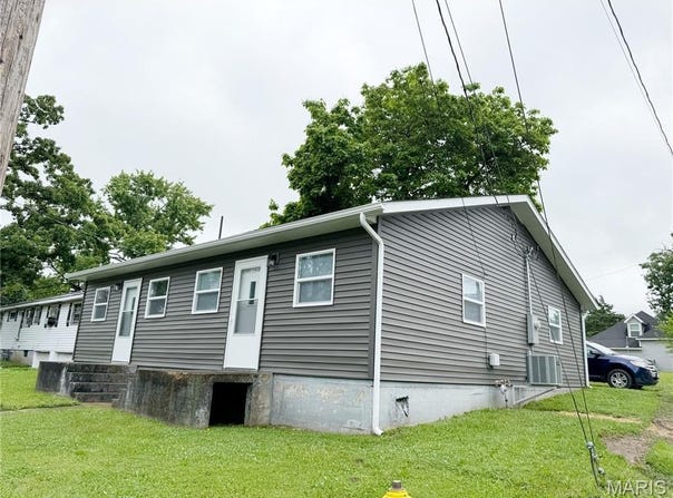 604 N Henderson Street, Salem, MO 65560
