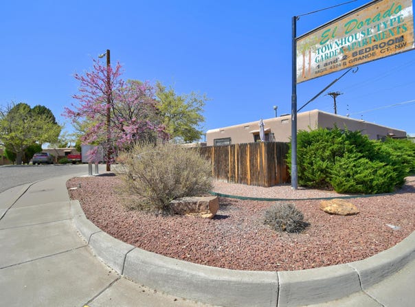 4320 GRANDE Court NW, Albuquerque, NM 87107