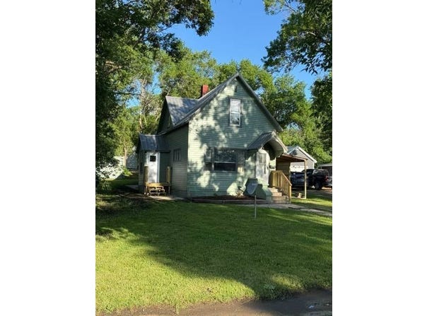 512  3rd Ave W, SISSETON, SD 57262