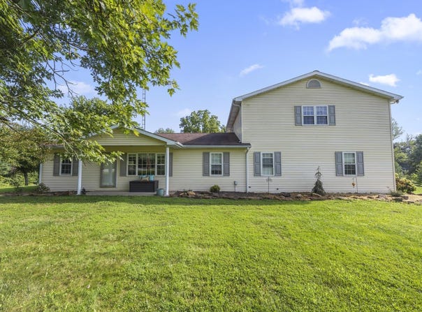 3255 E State Road 164, Jasper, IN 47546