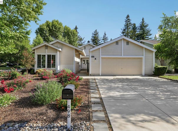 498 Freitas Rd, Danville, CA 94526