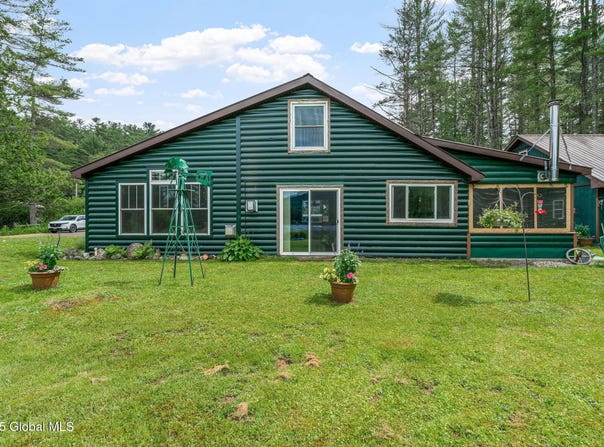 105 Virginia Avenue, Wells, NY 12190
