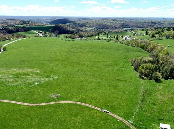 SWENDSEN Road, Tyler Hill, PA 18469