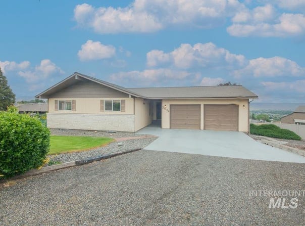 2634 Laurel Ct, Clarkston, WA 99403