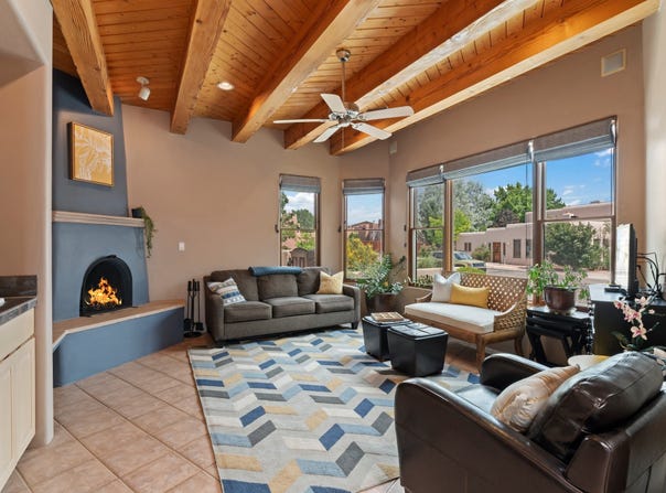 3013 Sandia Circle, Santa Fe, NM 87507