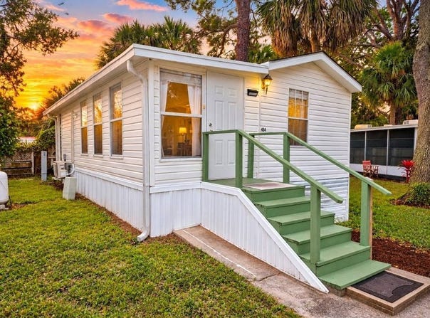 10521 Scenic Dr., Port Richey, FL 34668