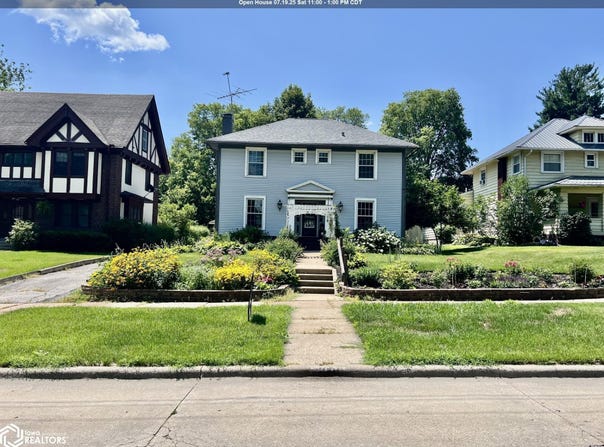 1008 1st Avenue E, Oskaloosa, IA 52577