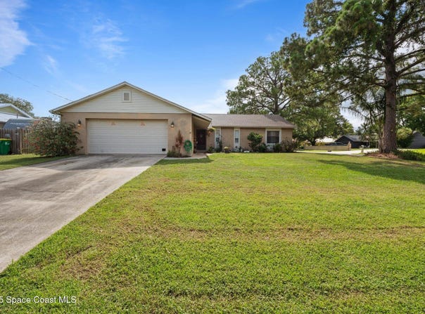 6640 Dock Avenue, Cocoa, FL 32927