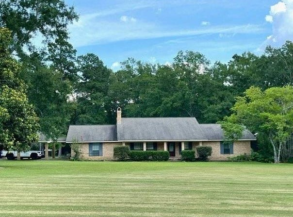 6915 LA 772 W, Trout, LA 71371