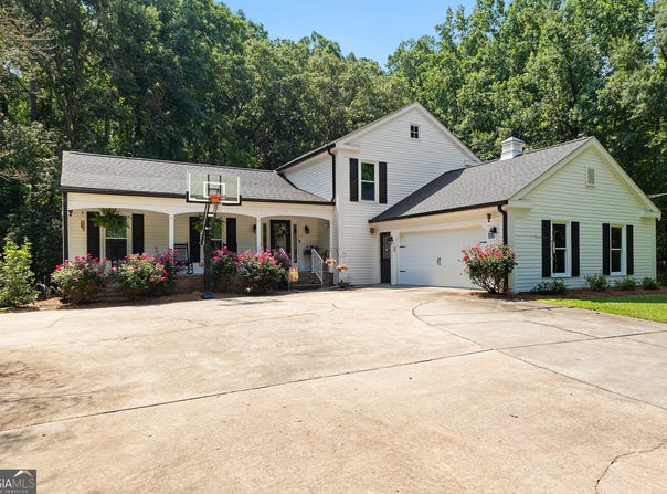 12550 Hutcheson Ferry, Chattahoochee Hills, GA 30268